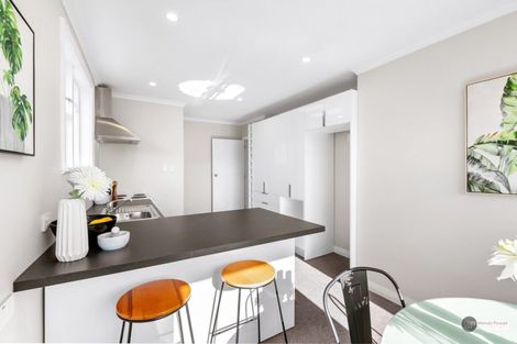 Photo of property in 189 Oxford Terrace, Avalon, Lower Hutt, 5011