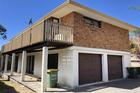 Photo of property in 1/3 Rae Road, Campbells Bay, Auckland, 0620