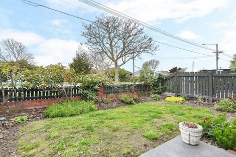 Photo of property in 214a Breezes Road, Aranui, Christchurch, 8061