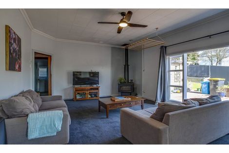 Photo of property in 32 Regent Street, West End, Timaru, 7910