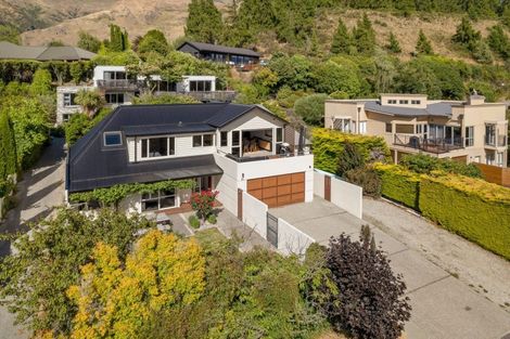 Photo of property in 11 Morrows Mead, Wanaka, 9305