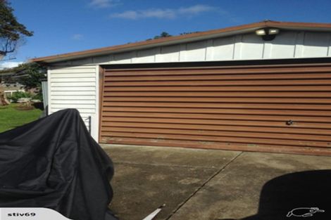 Photo of property in 37 Cascades Road, Pakuranga Heights, Auckland, 2010