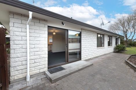 Photo of property in 12 Te Maru Place, Redwood, Christchurch, 8051