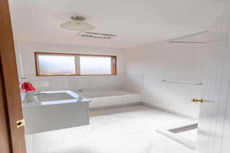 Photo of property in 70 Church Street, Oxford, 7430