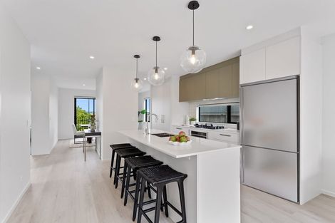 Photo of property in 17 Park Green Avenue, Rosehill, Papakura, 2113