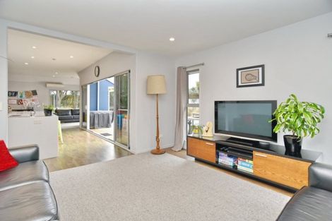 Photo of property in 105 Kotuku Crescent, Woolston, Christchurch, 8023