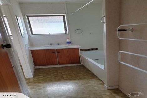 Photo of property in 2/24 West Street, Pukekohe, 2120