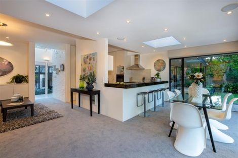 Photo of property in 25 Clifton Road, Hauraki, Auckland, 0622