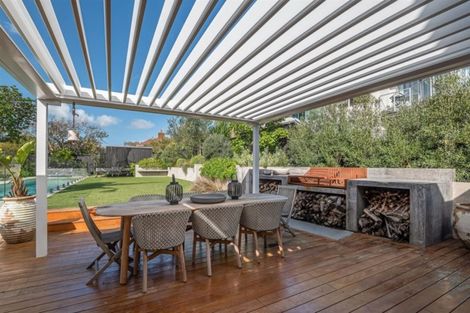 Photo of property in 7 Hauraki Road, Hauraki, Auckland, 0622