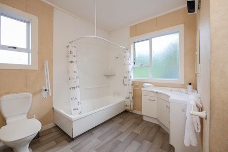 Photo of property in 309 Ravensbourne Road, Maia, Dunedin, 9022