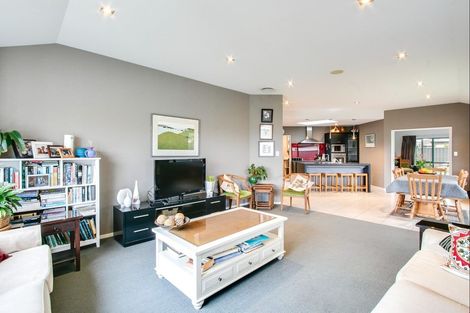 Photo of property in 9 Pacific Avenue, Poraiti, Napier, 4112