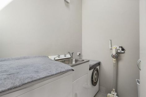 Photo of property in 10 Beach Street, Sandspit, Warkworth, 0982