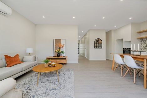 Photo of property in 11 Horokaka Street, Massey, Auckland, 0614