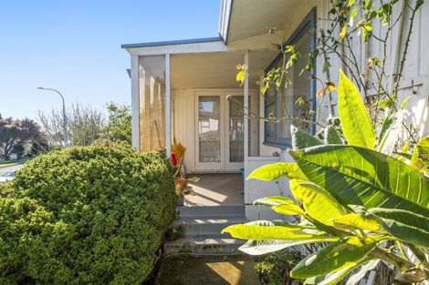 Photo of property in 41 Victory Street, Welcome Bay, Tauranga, 3112