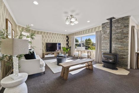 Photo of property in 333 Devon Street West, New Plymouth, 4310