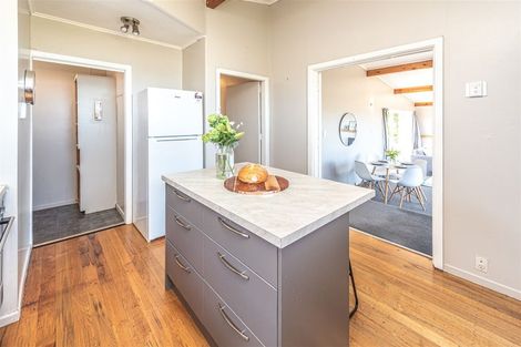 Photo of property in 178 Karaka Street, Castlecliff, Whanganui, 4501