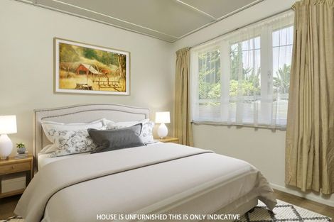 Photo of property in 83 Farquhar Road, Glendene, Auckland, 0602