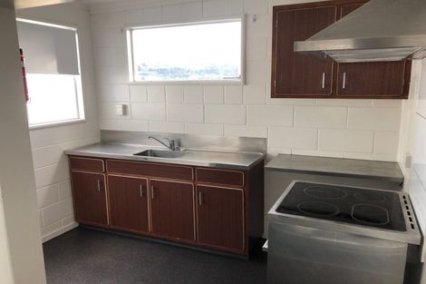 Photo of property in 35 Scarborough Terrace, Mount Victoria, Wellington, 6011