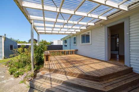 Photo of property in 23 Wyndham Street, Carterton, 5713