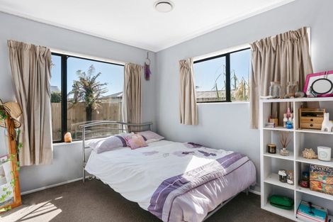 Photo of property in 82 Eversham Road, Mount Maunganui, 3116