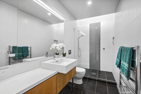 Photo of property in 17 Boardwalk Lane, Seatoun, Wellington, 6022