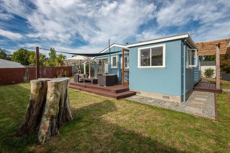 Photo of property in 10 Cross Street, Waikuku Beach, 7473