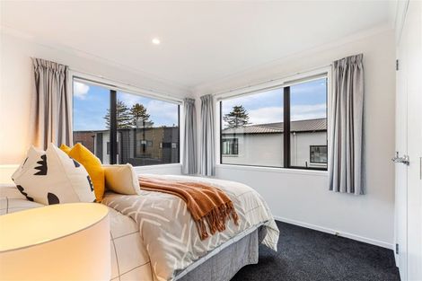 Photo of property in 10 Frank Gill Road, Hobsonville, Auckland, 0616