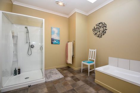 Photo of property in 26 Deller Drive, Carterton, 5713