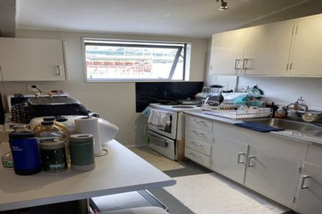 Photo of property in 8/21 Collins Avenue, Tawa, Wellington, 5028