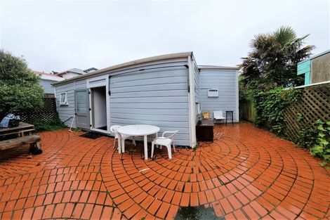 Photo of property in 9 Bidwill Street, Mount Cook, Wellington, 6021