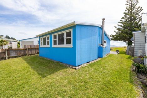 Photo of property in 119 Jetty Road, Castlepoint, Tinui, 5889