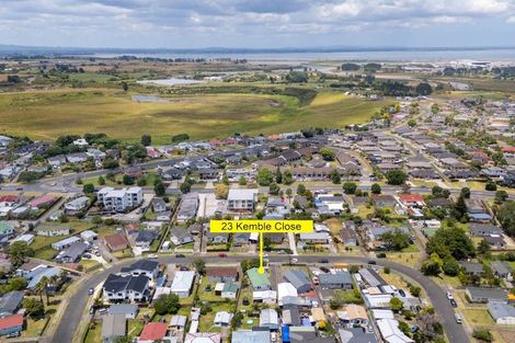 Photo of property in 23 Kemble Close, Mangere, Auckland, 2022