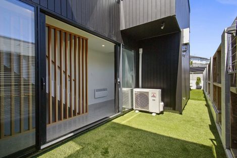 Photo of property in 1/50 Mandalay Terrace, Khandallah, Wellington, 6035