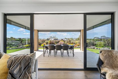 Photo of property in 13 Layci Lane, Waipu, 0582