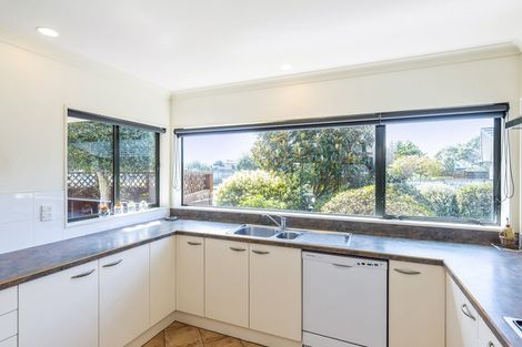 Photo of property in 10 Aburoc Place, Paraparaumu Beach, Paraparaumu, 5032