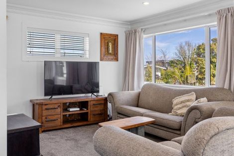 Photo of property in 10 Armstrong Grove, Hilltop, Taupo, 3330
