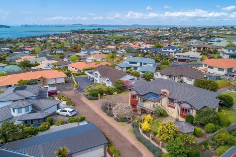 Photo of property in 54 Cherub Place, West Harbour, Auckland, 0618