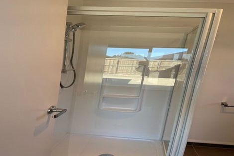 Photo of property in 20 Broadway Parade, Rolleston, 7615