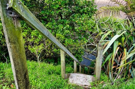 Photo of property in 219 Brown Road, Brixton, Waitara, 4382