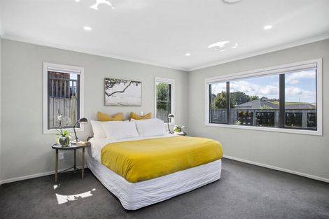 Photo of property in 32 Mo Street, Camborne, Porirua, 5026