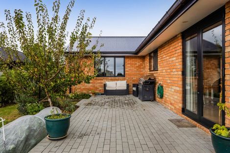 Photo of property in 13 Carthew Street, Okato, 4335