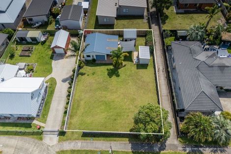 Photo of property in 26 Wells Place, Whitianga, 3510