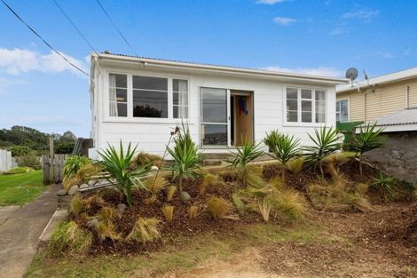 Photo of property in 52 South Road, Blagdon, New Plymouth, 4310