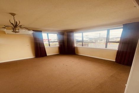 Photo of property in 1/56 Hayr Road, Three Kings, Auckland, 1042