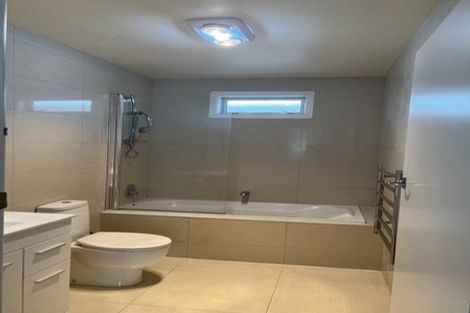 Photo of property in 18 Keats Place, Blockhouse Bay, Auckland, 0600