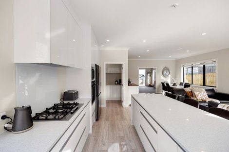 Photo of property in 10 Kapua Crescent, Rototuna North, Hamilton, 3210