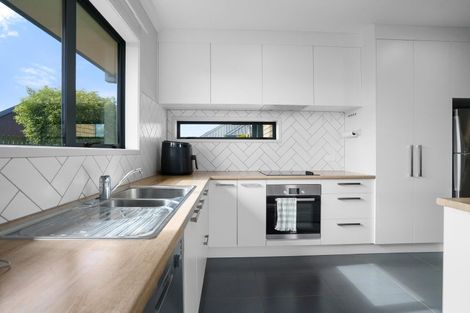Photo of property in 11 Clifford Close, Leamington, Cambridge, 3432