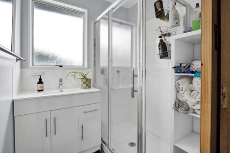 Photo of property in 9 Hughson Place, Opunake, 4616