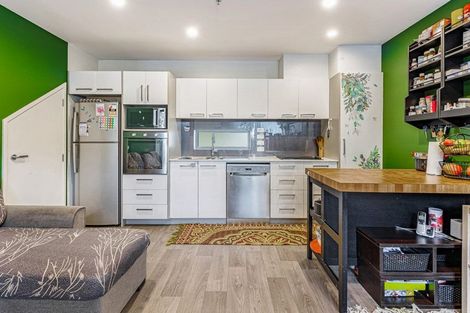 Photo of property in 2/160c Hobsonville Point Road, Hobsonville, Auckland, 0616