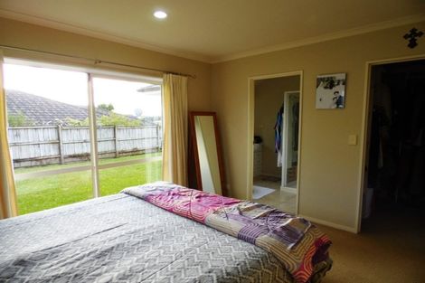 Photo of property in 19 Richfield Crescent, Westgate, Auckland, 0614